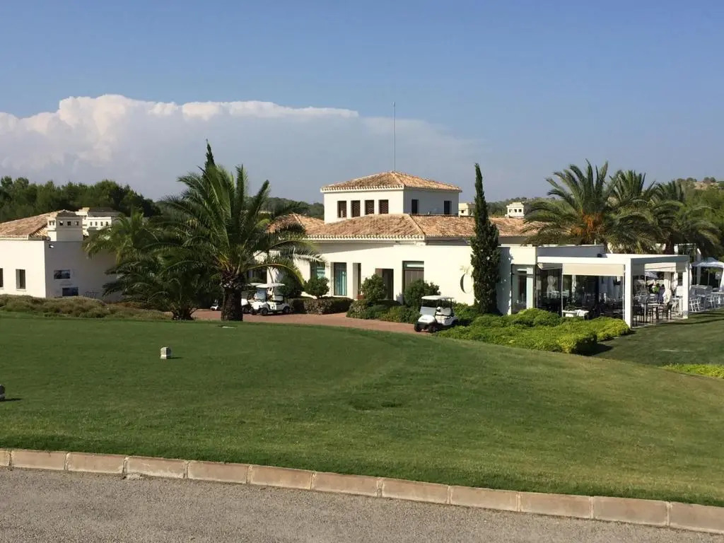 Villa Acacia