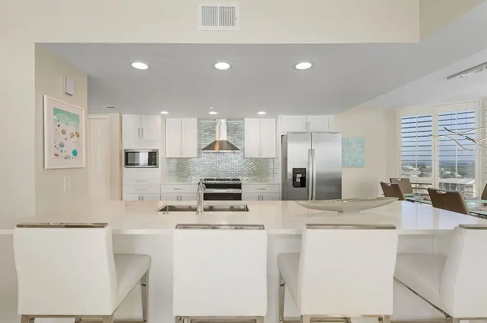 50 Shades Of White - Gullwing #805 - 6620 Estero Blvd 3 Bedroom Condo by RedAwning