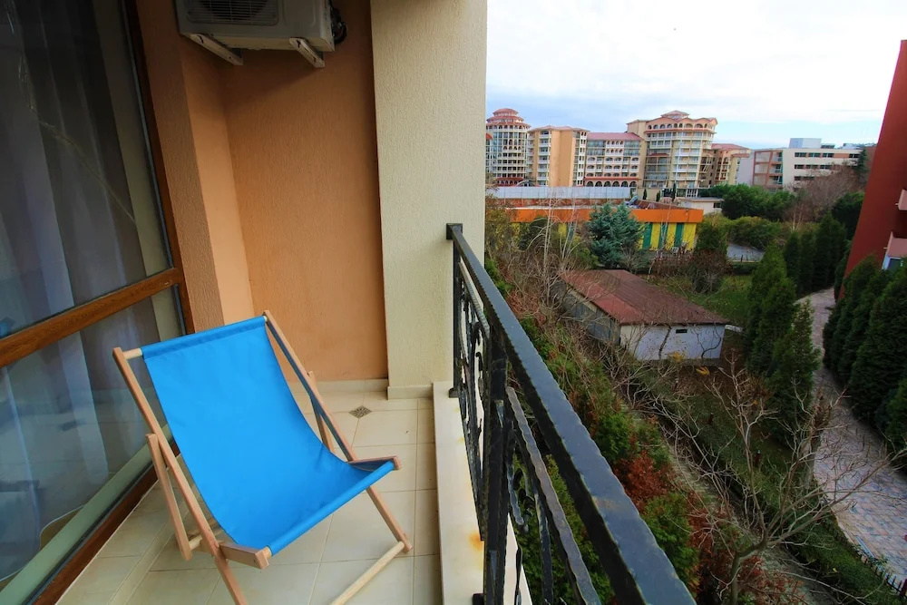 Menada Villa Astoria