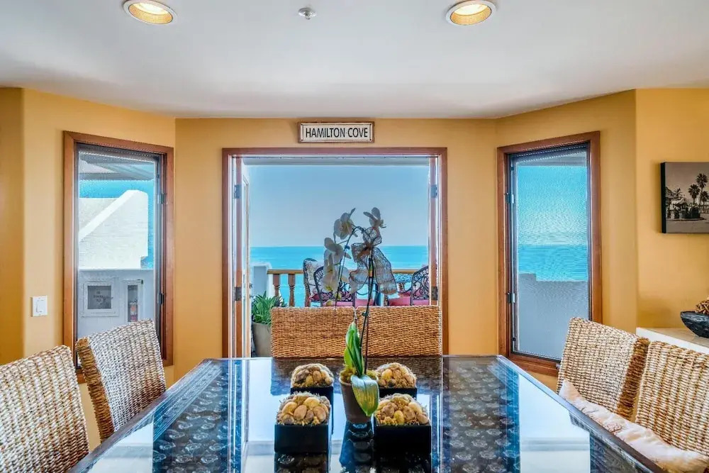 Oceanfront villa w One of a kind Amazing View