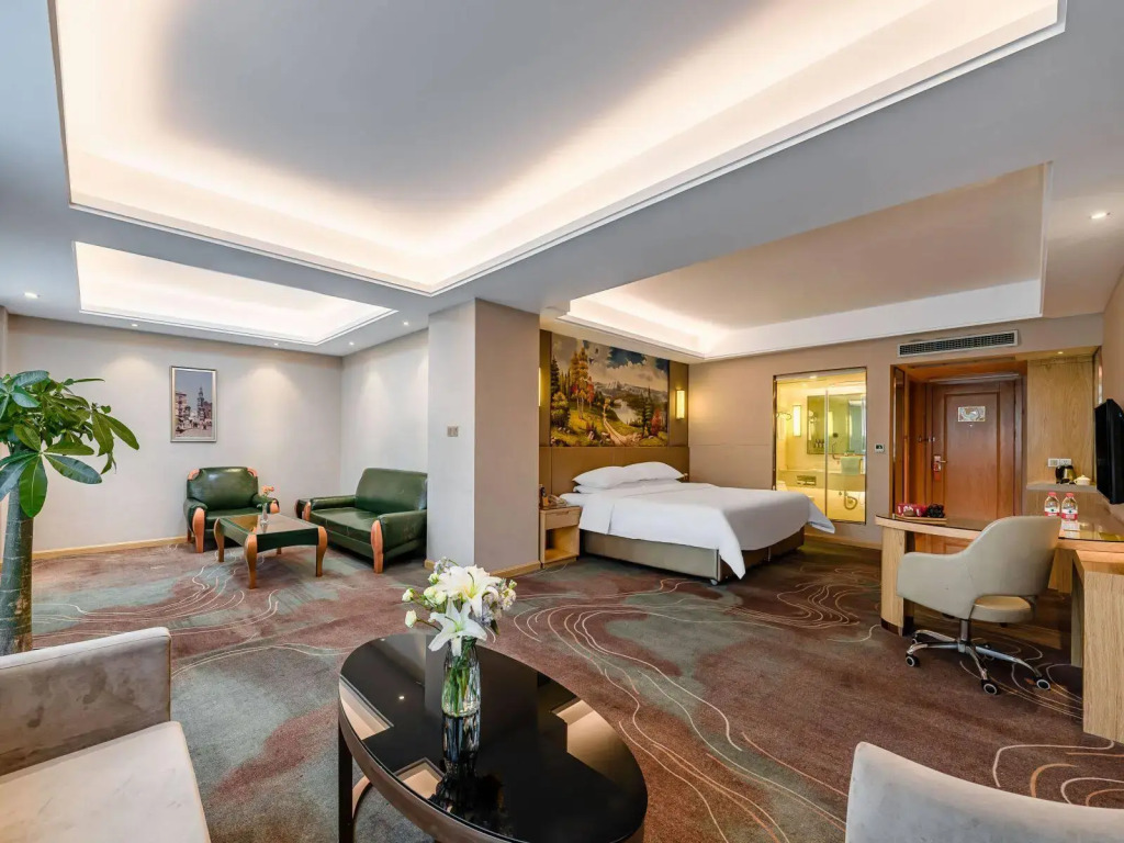 Vienna International Hotel (Chongqing Yufu Industrial Park)