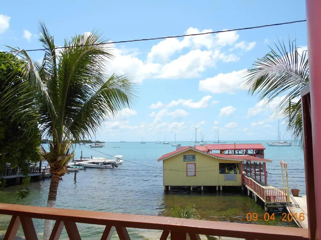 Alans Paradise Hotel