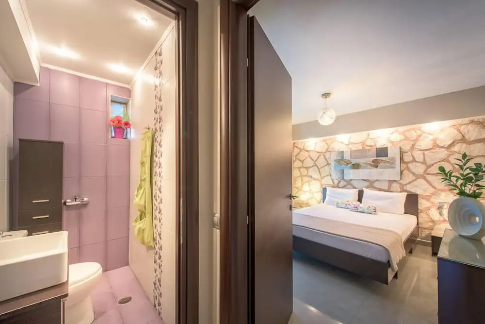 Limneon Villas