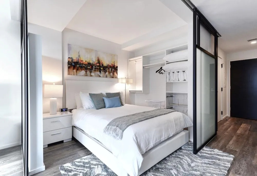 Global Luxury Suites in South End