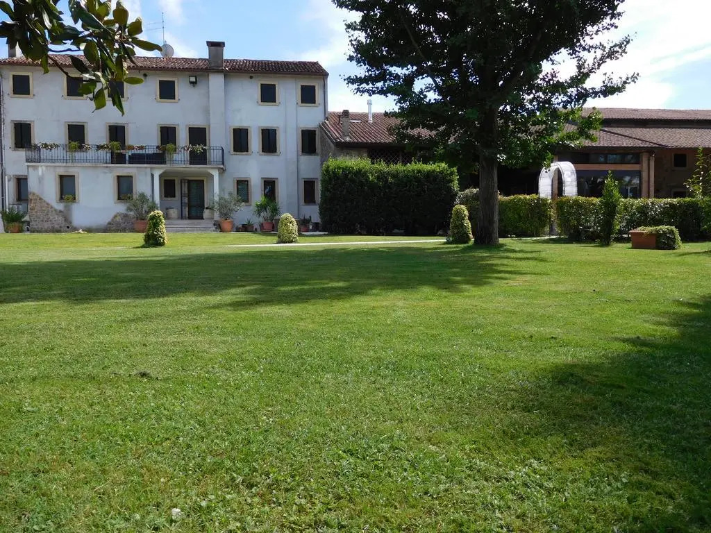 Corte Poli