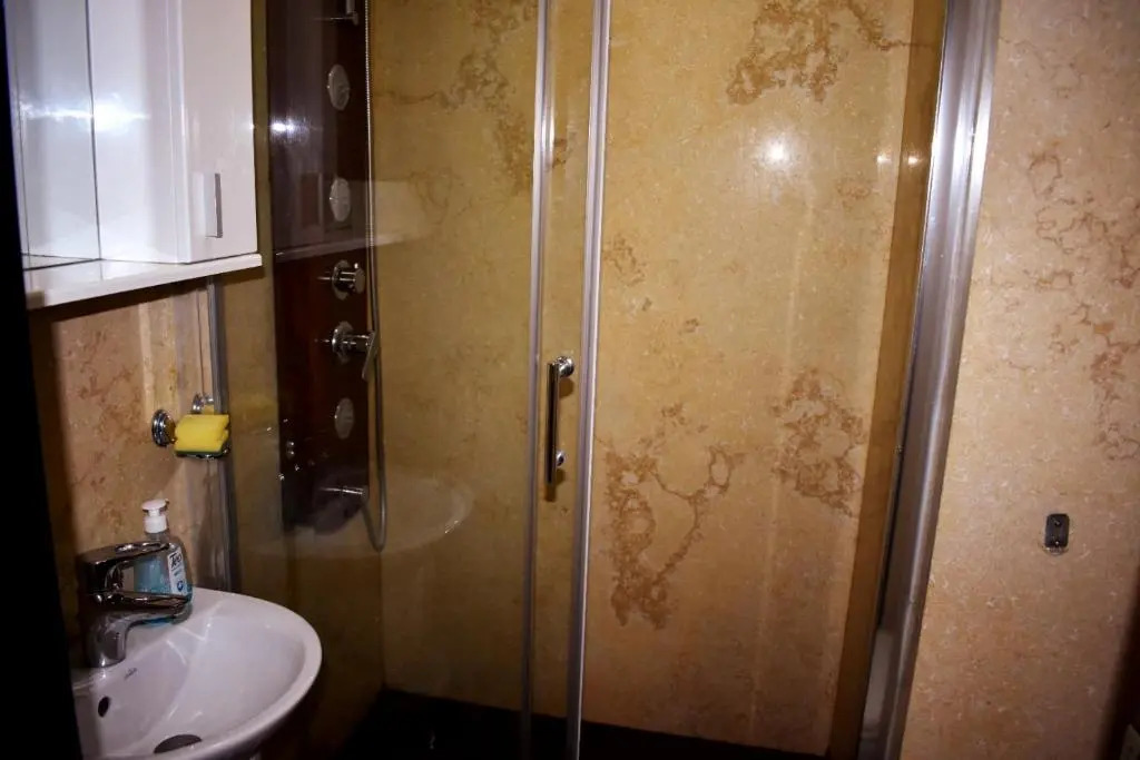 Grand Central Accomodation Doamnei2