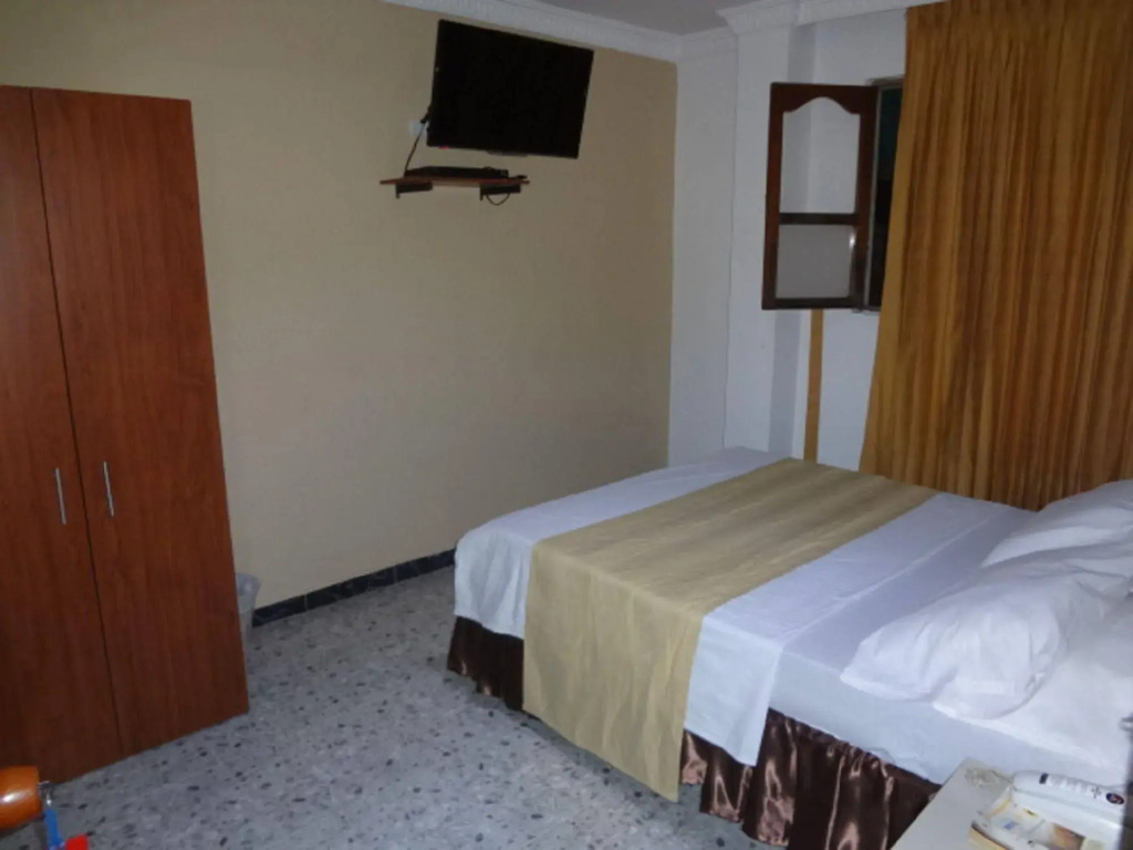 Hotel H21