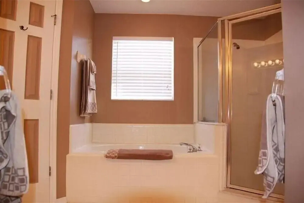 R1 Esprit 4 bed / 3 Bath