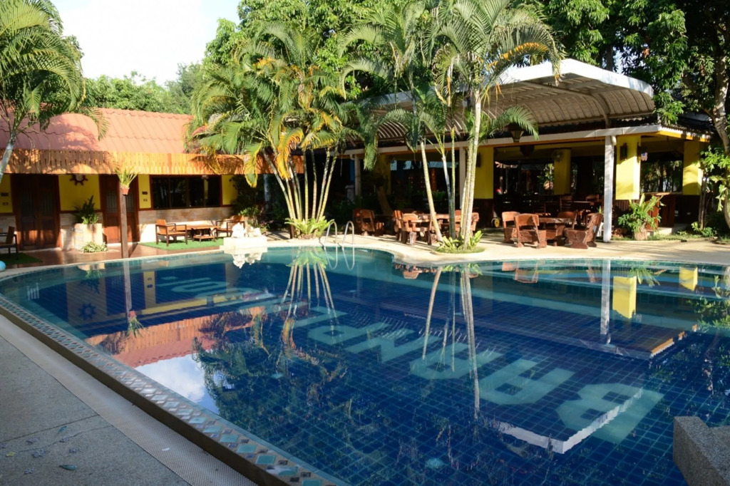 Baanplaidoi Resort