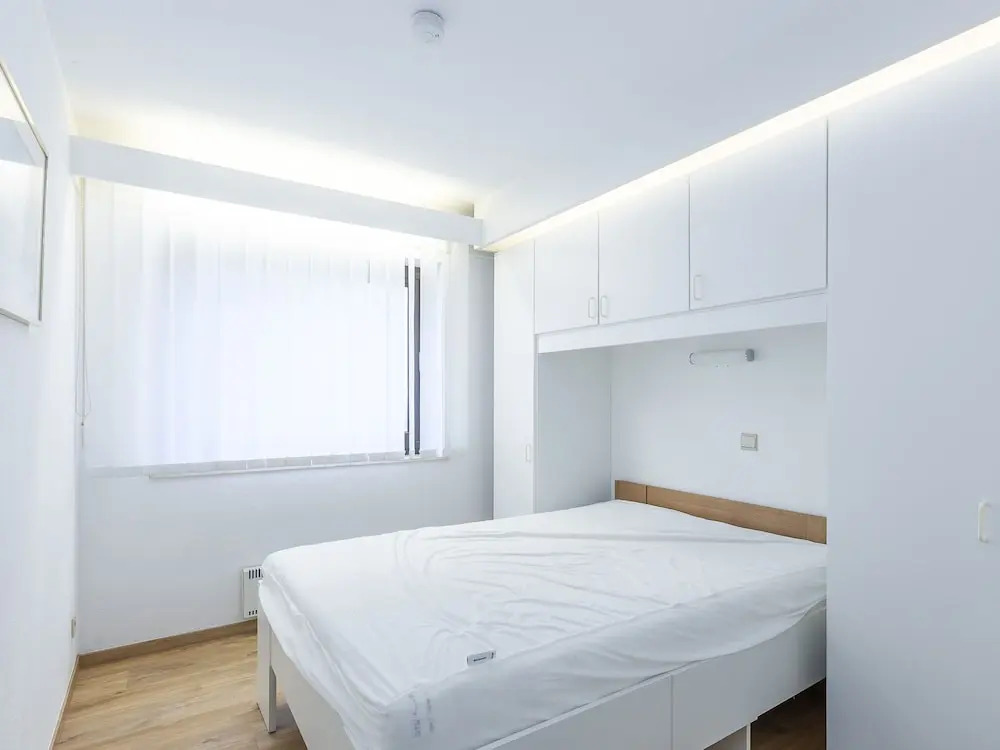 Attractive studio with a sea-view
