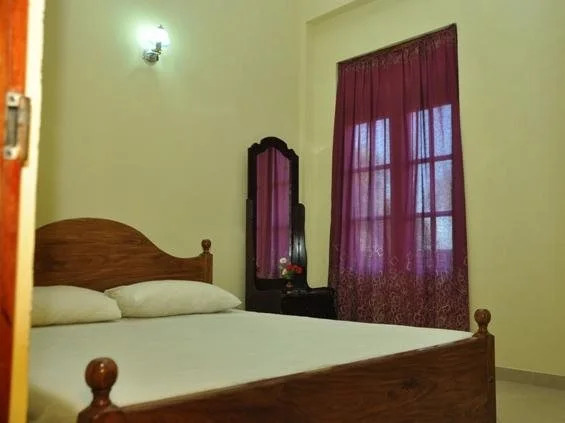 Hotel Surmount