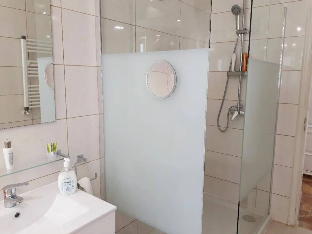 Immaculate 3-bed Villa in Guia Private Pool