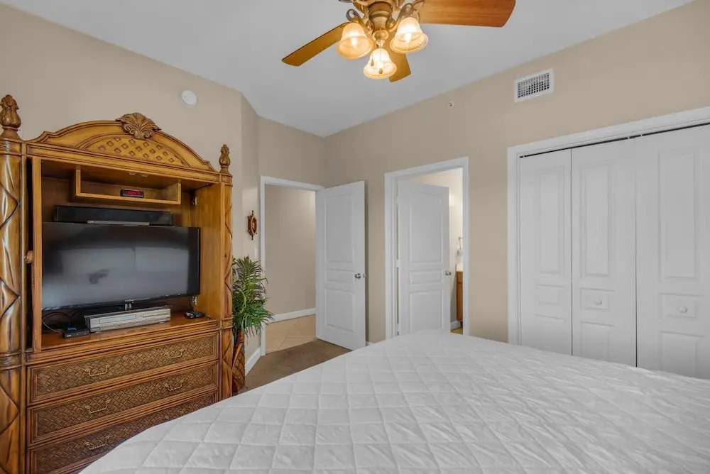 Beach Resort 310