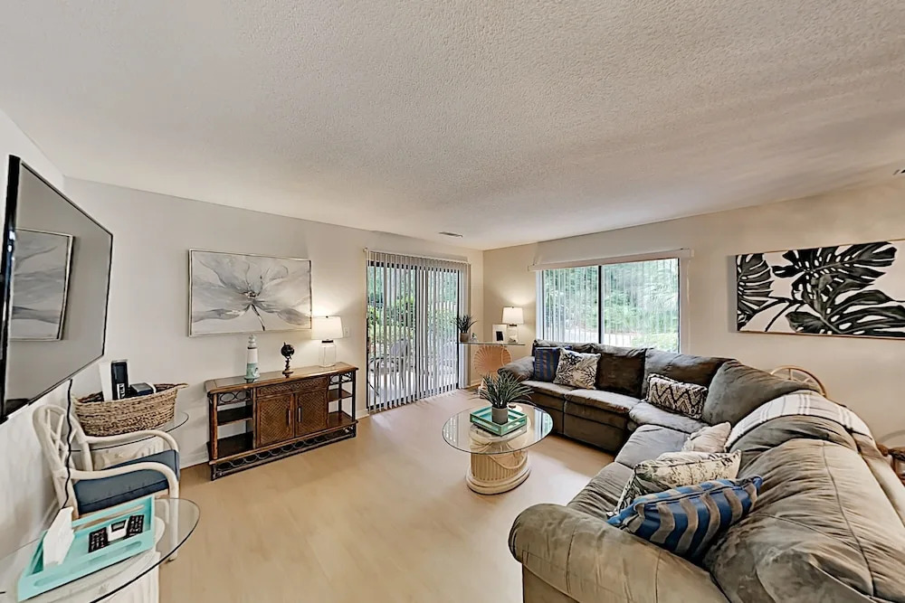 New Listing! All-suite W/ Resort Amenities 3 Bedroom Condo