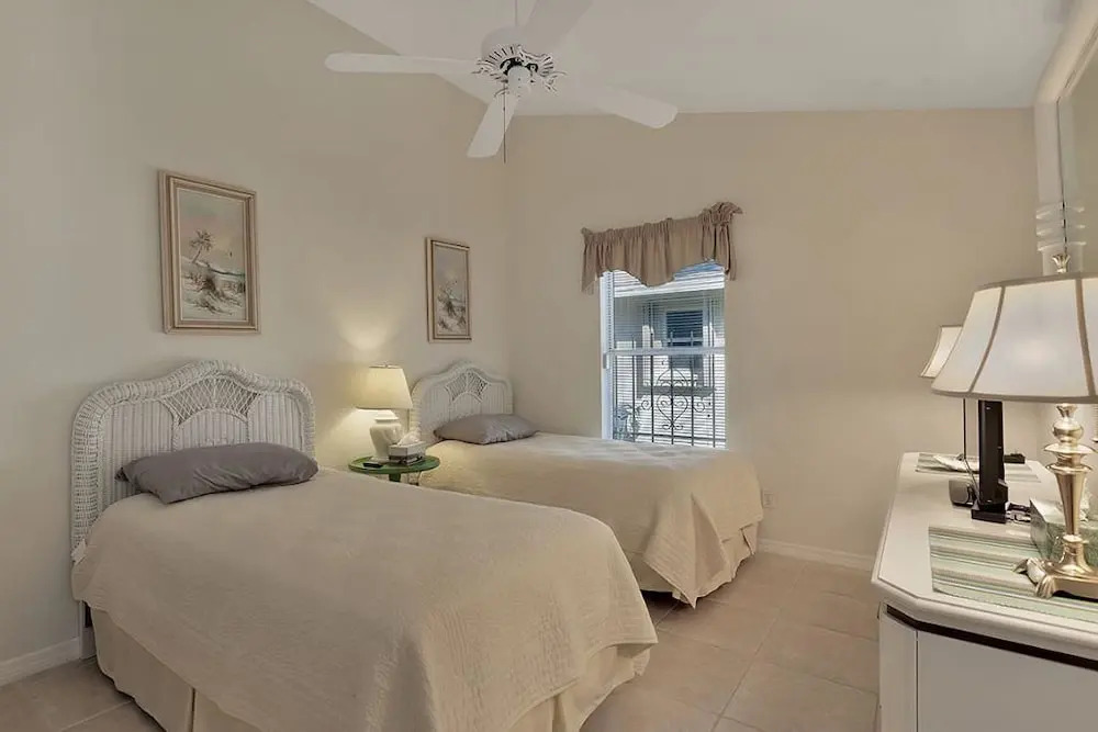 Sunbury Court Home