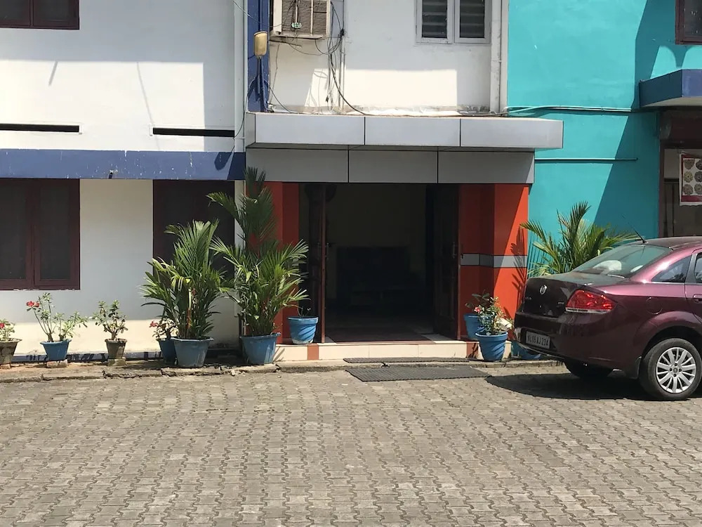 Indraprastham Tourist Home by OYO Rooms