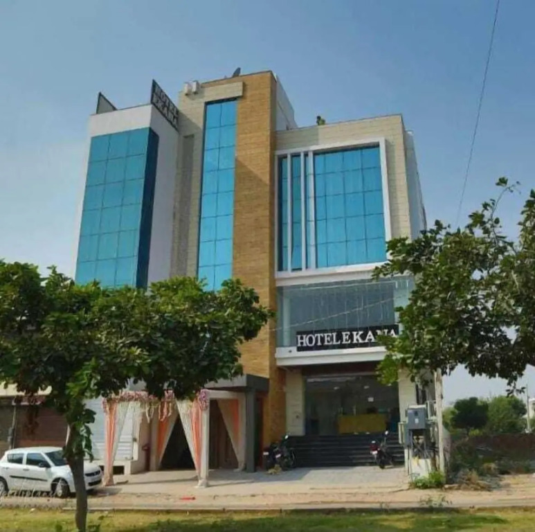 Hotel Ekana