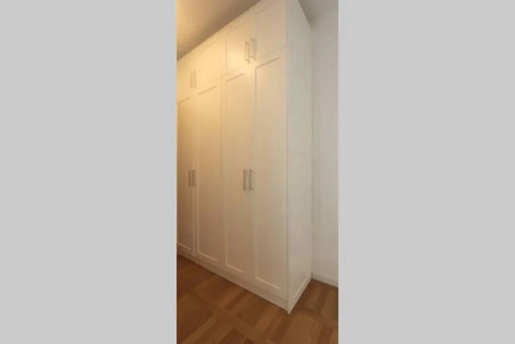 1 BR apartment with spacious terrace
