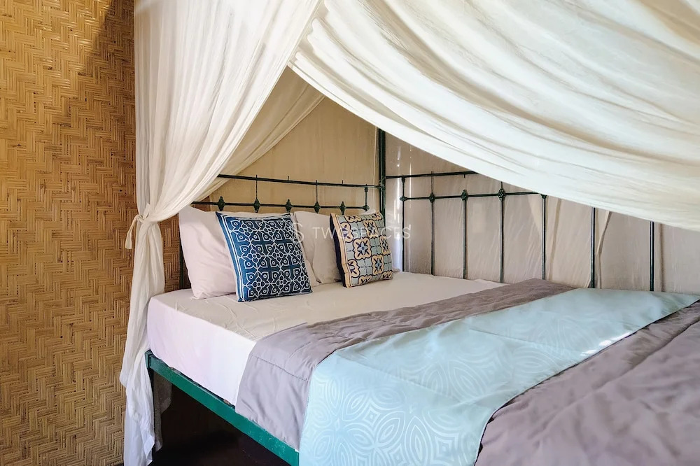 TwoSpaces Living at Kayu Beach Villa, Nusa Dua Beach