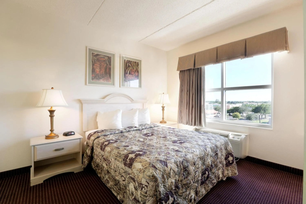 Allure Suites of Fort Myers