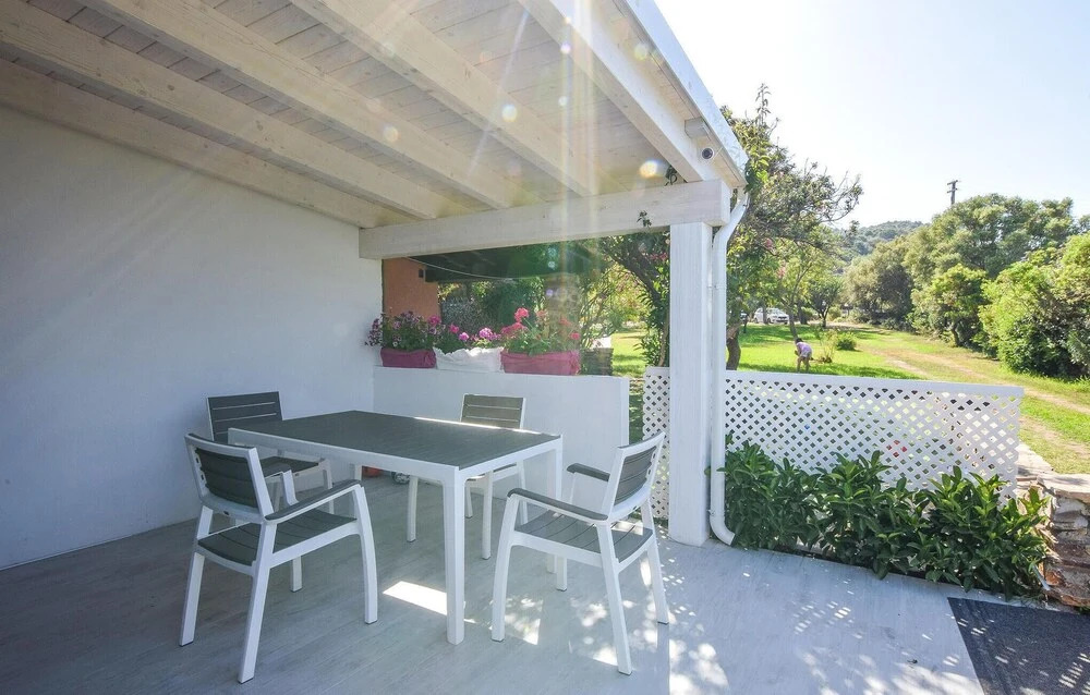 1 Bedroom Beach Front Home In Budoni
