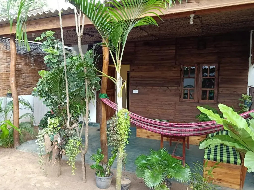 Garden Cottage Arugambay