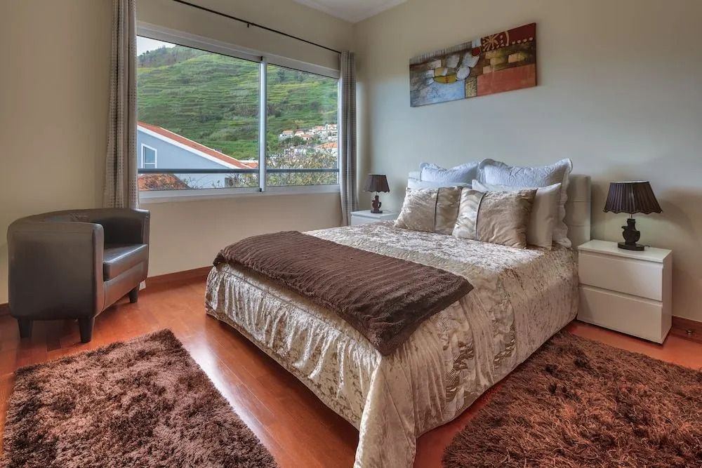Violeta House