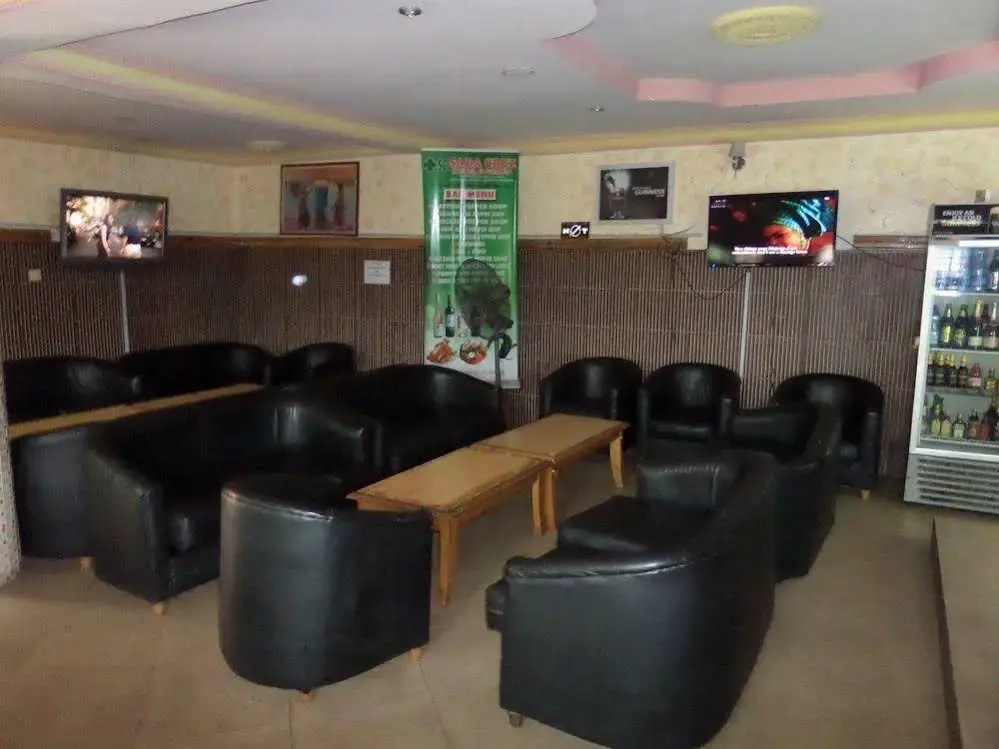 Sada Cruz Hotel & Suites