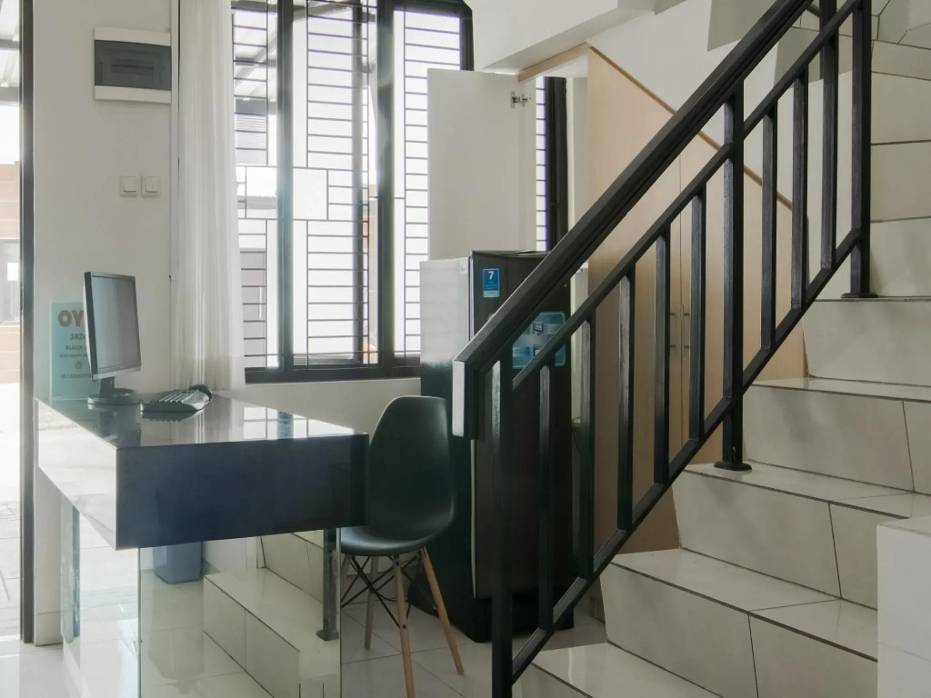 Columbus Residence J1 by OYO Rooms
