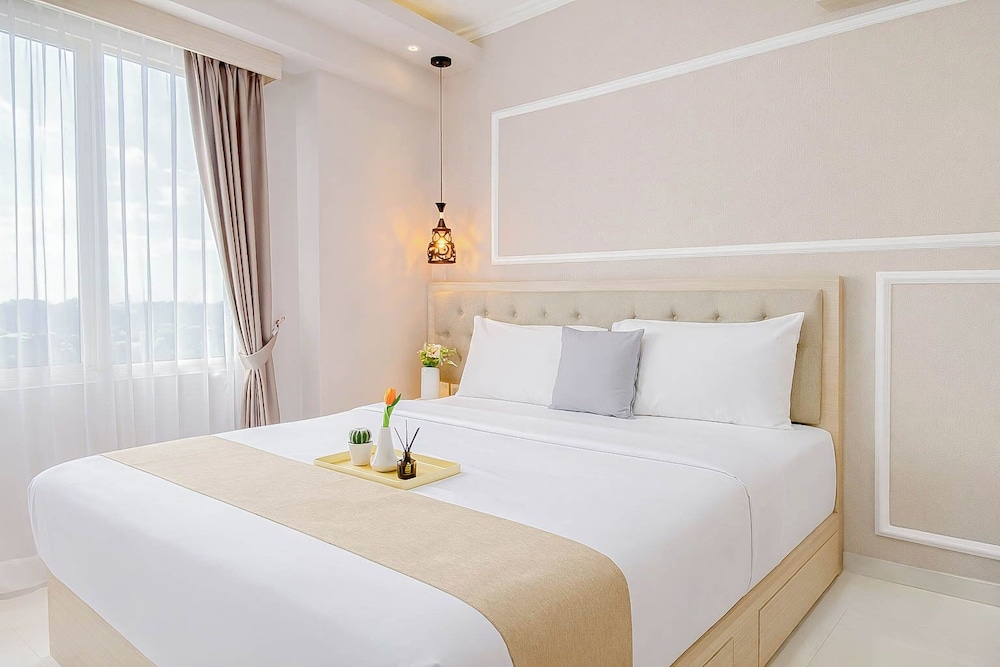 Neat And Homey 2Br For 3 Pax At Podomoro Golf View Apartment
