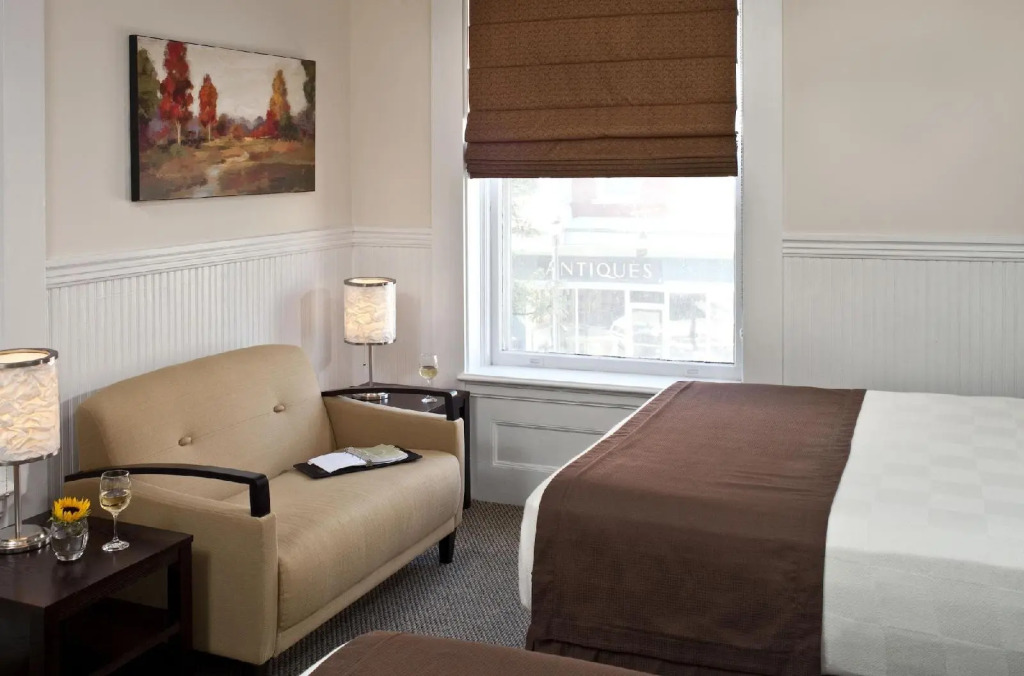 The Barlow Hotel
