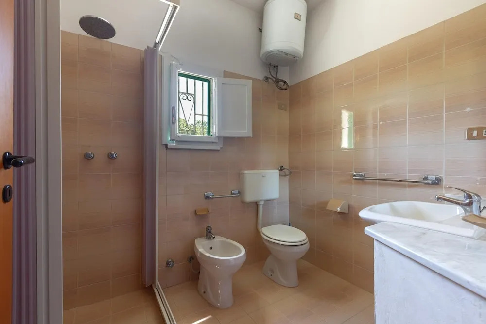 3593 Casina Cazzato by Barbarhouse