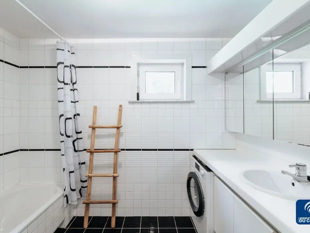 Modern Flat in Quiet Area