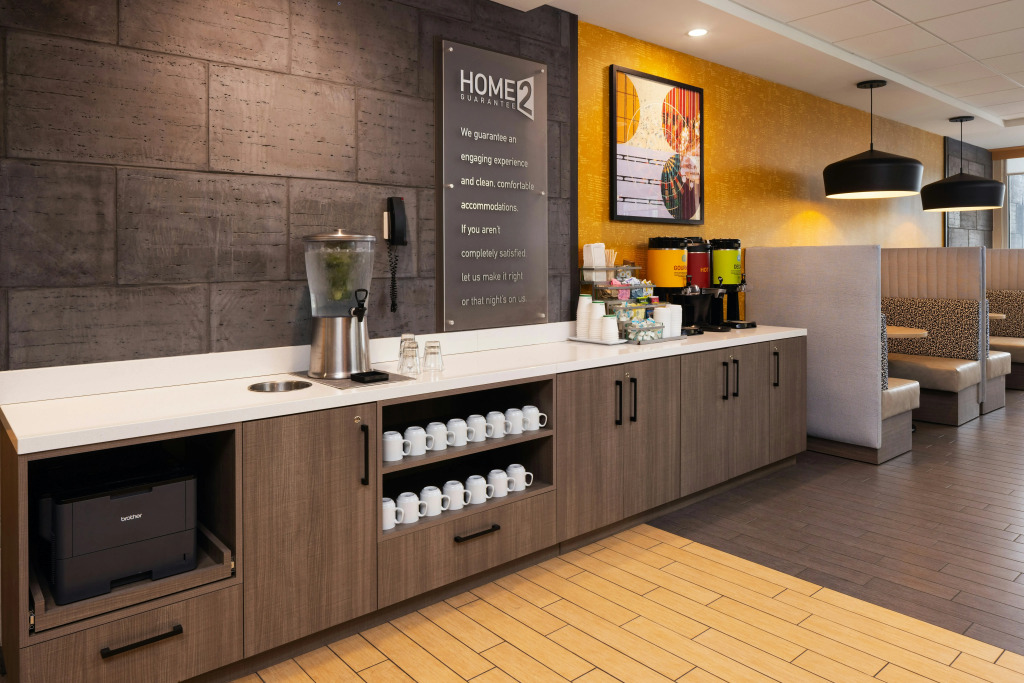 Home2 Suites by Hilton Roseville Minneapolis