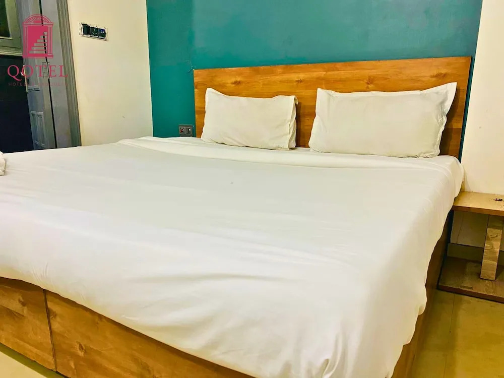 Qotel Hotel Rama Rohini Rohini I Near Metro I Spacious Rooms I Friendly Staff I Most Preferred Hotel In Rohini