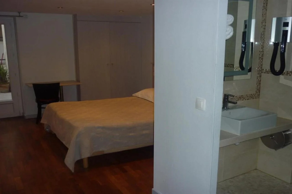 Hotel Mimosa Paris
