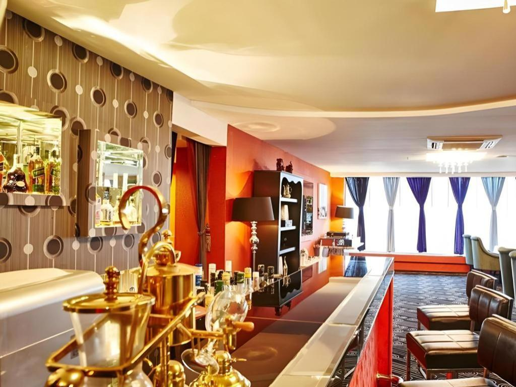 Rashmis Plaza Hotel Vientiane