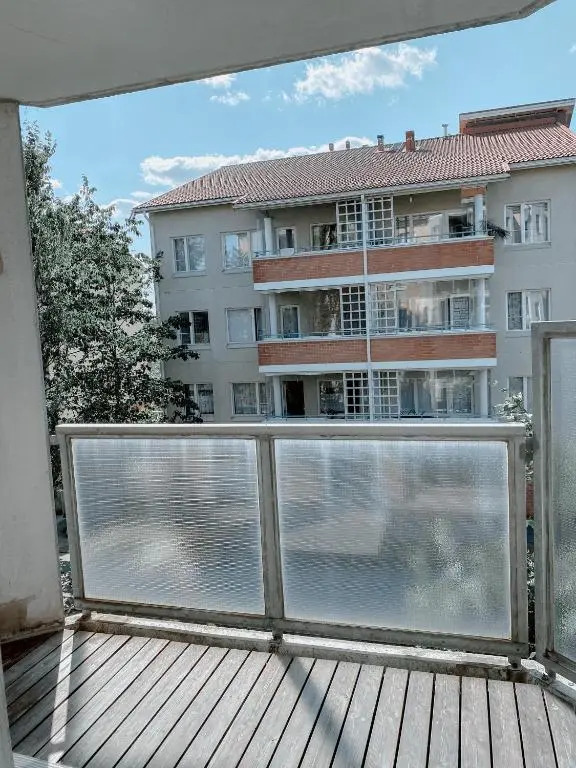 Modern one bedroom Apartment with Sauna near Airport