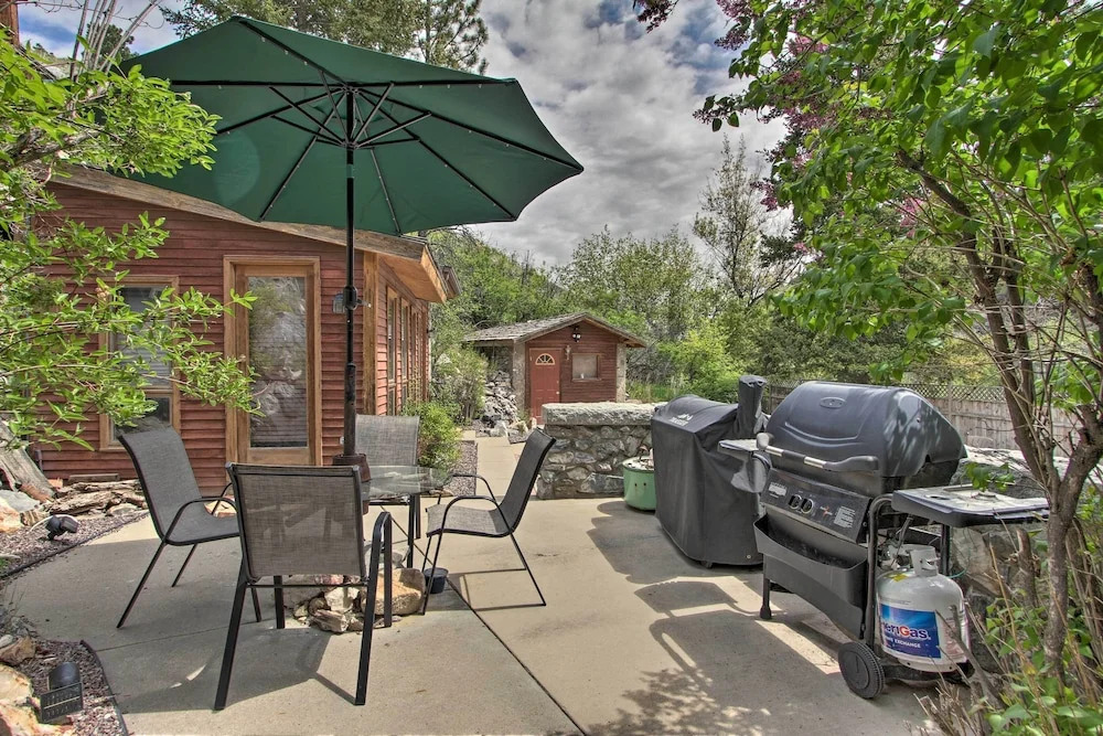 Historic Helena Retreat - Near Dtwn & Mt Helena!