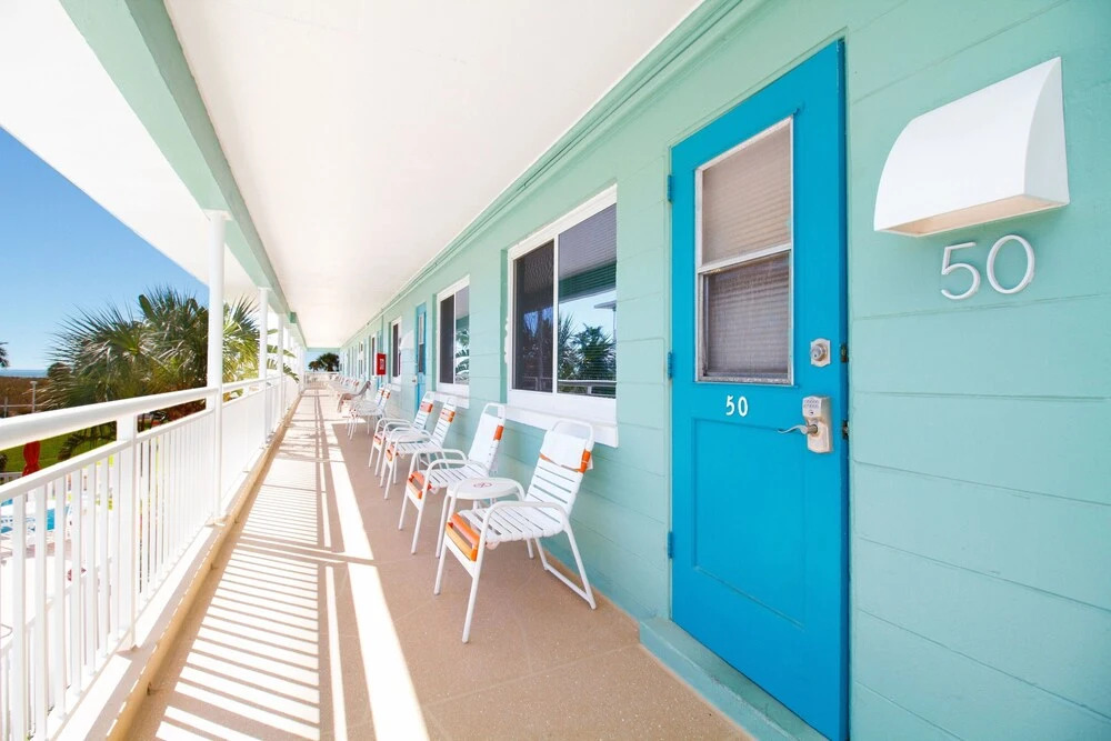 Tropic Terrace #50 - Beachfront Rental 1 Bedroom Condo by Redawning