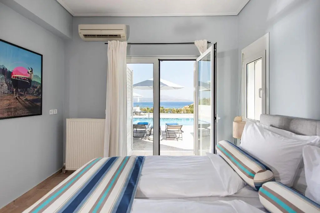 ELIDA -pool, billiard, views, 4min walk to the sea