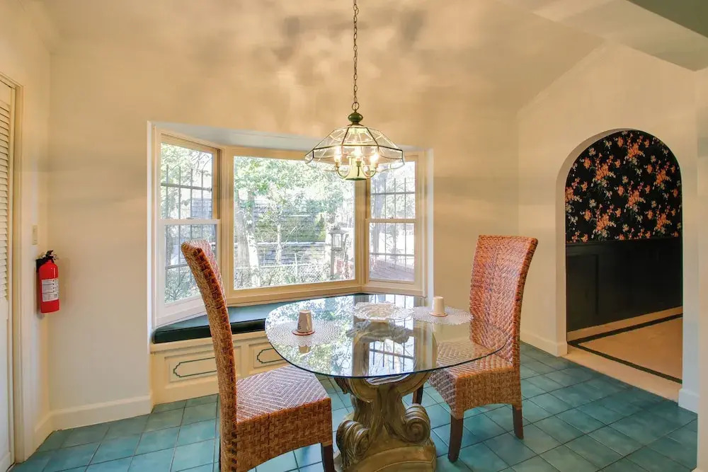Hot Springs Home With Pool - 1/2 Mile to Oaklawn!