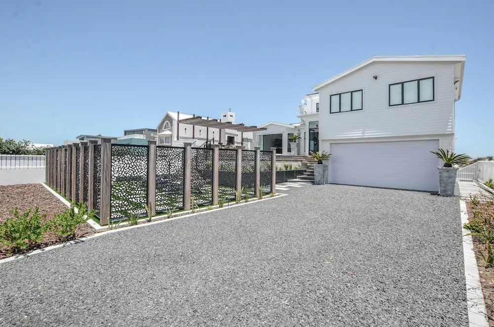 Sandbanks Villa