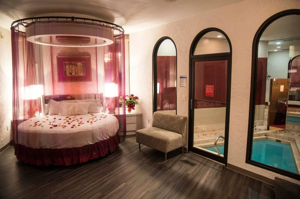 Pocono Palace Resort