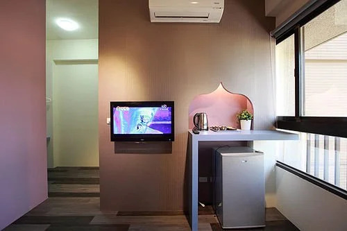 I See U 298 Hostel