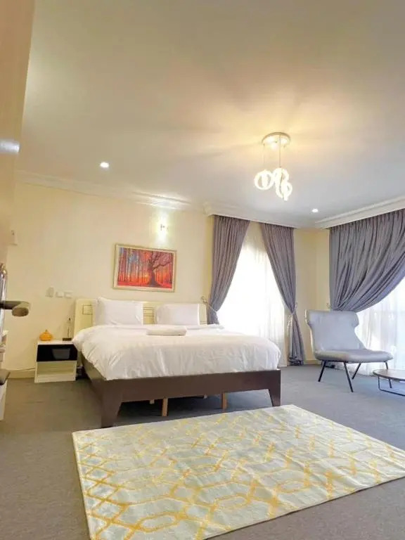 6bedroom Appartment
