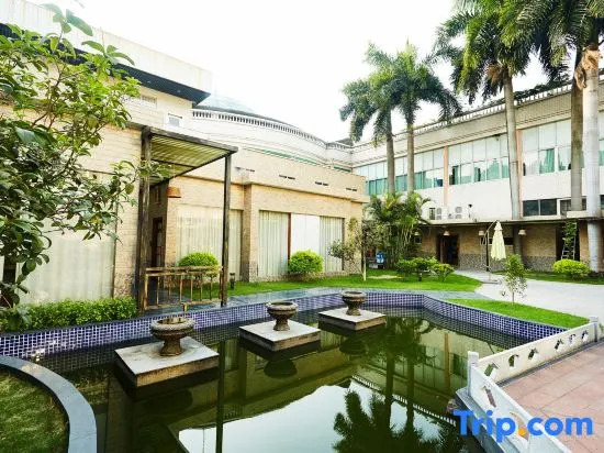 Jia Fu Li Jing Hotel (Guangzhou Tianhe Passenger Station Metro Station)