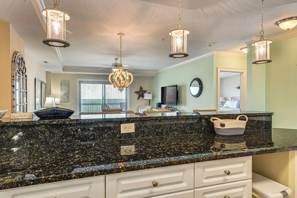 Walk to Ocean! Atlantic Beach Condo w/ Pool Access