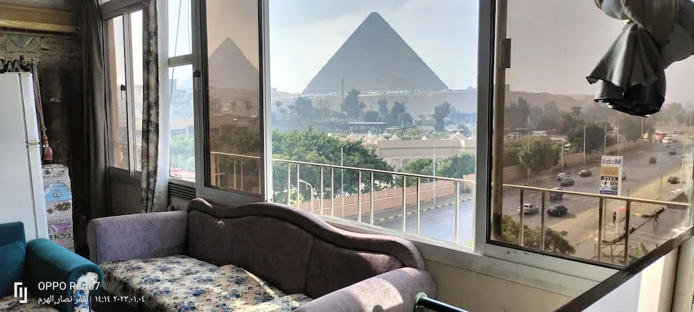 King Pyramids View Hotel