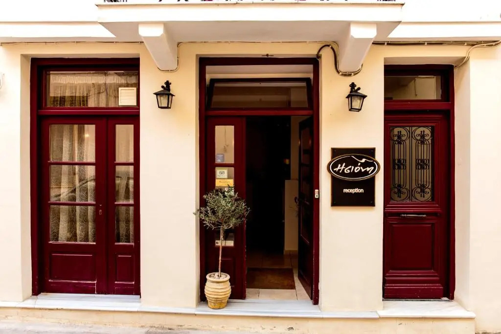Isioni Pension